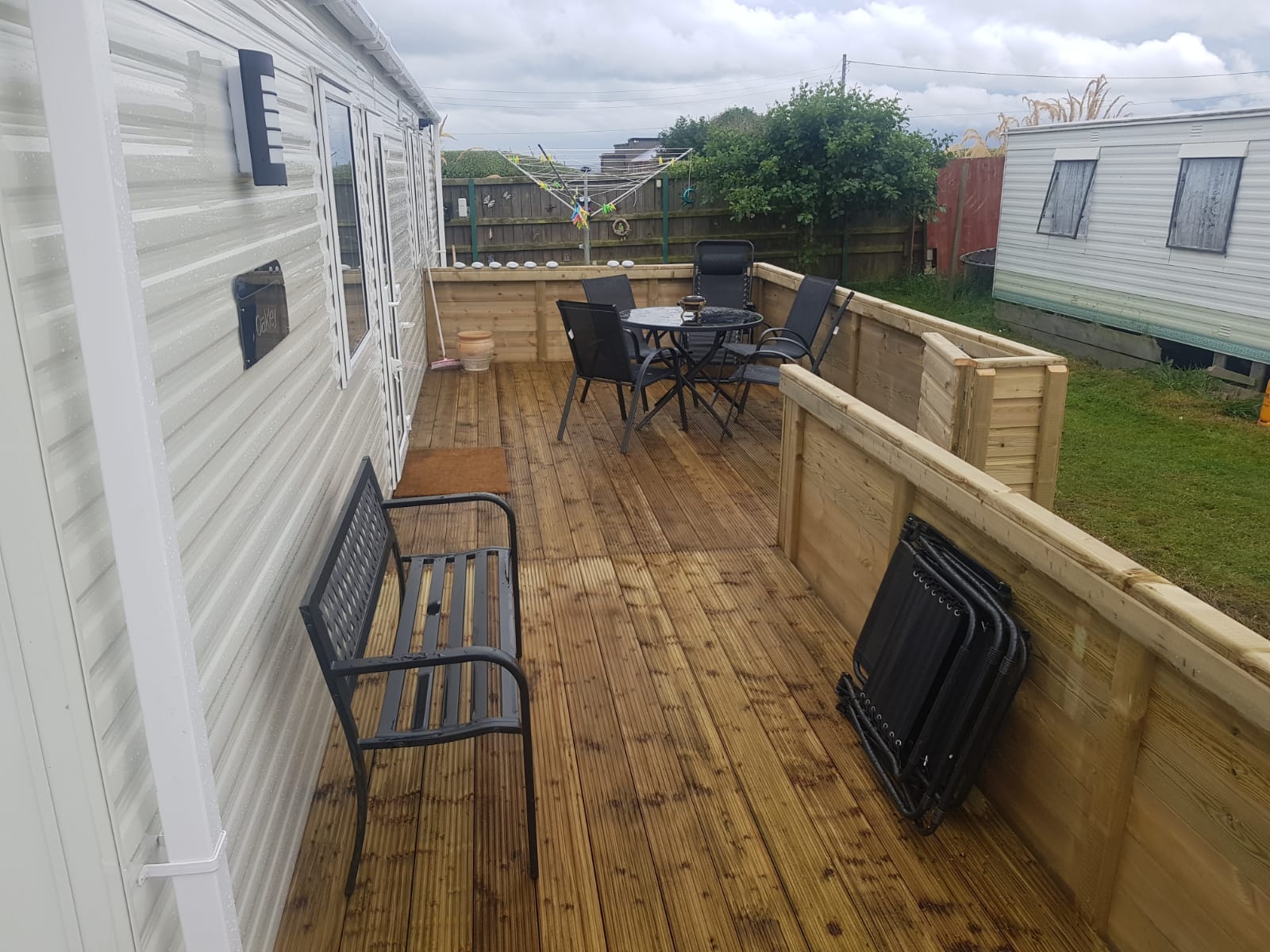 New Mobile Home & Decking Finished @ Lynders Mobile Home Park
